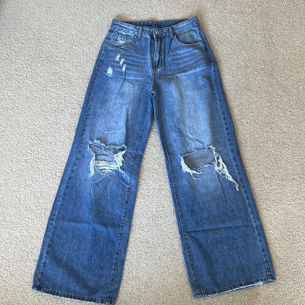 Ripped Wide Leg Jeans